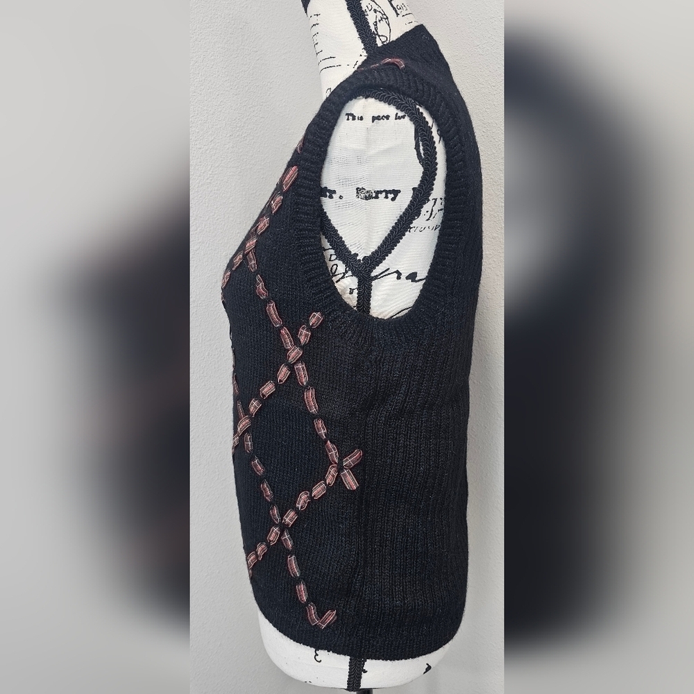 Vintage 90s Pendleton Sweater Vest Womens Petite Small Black Wool Ugly Christmas - Picture 4 of 12